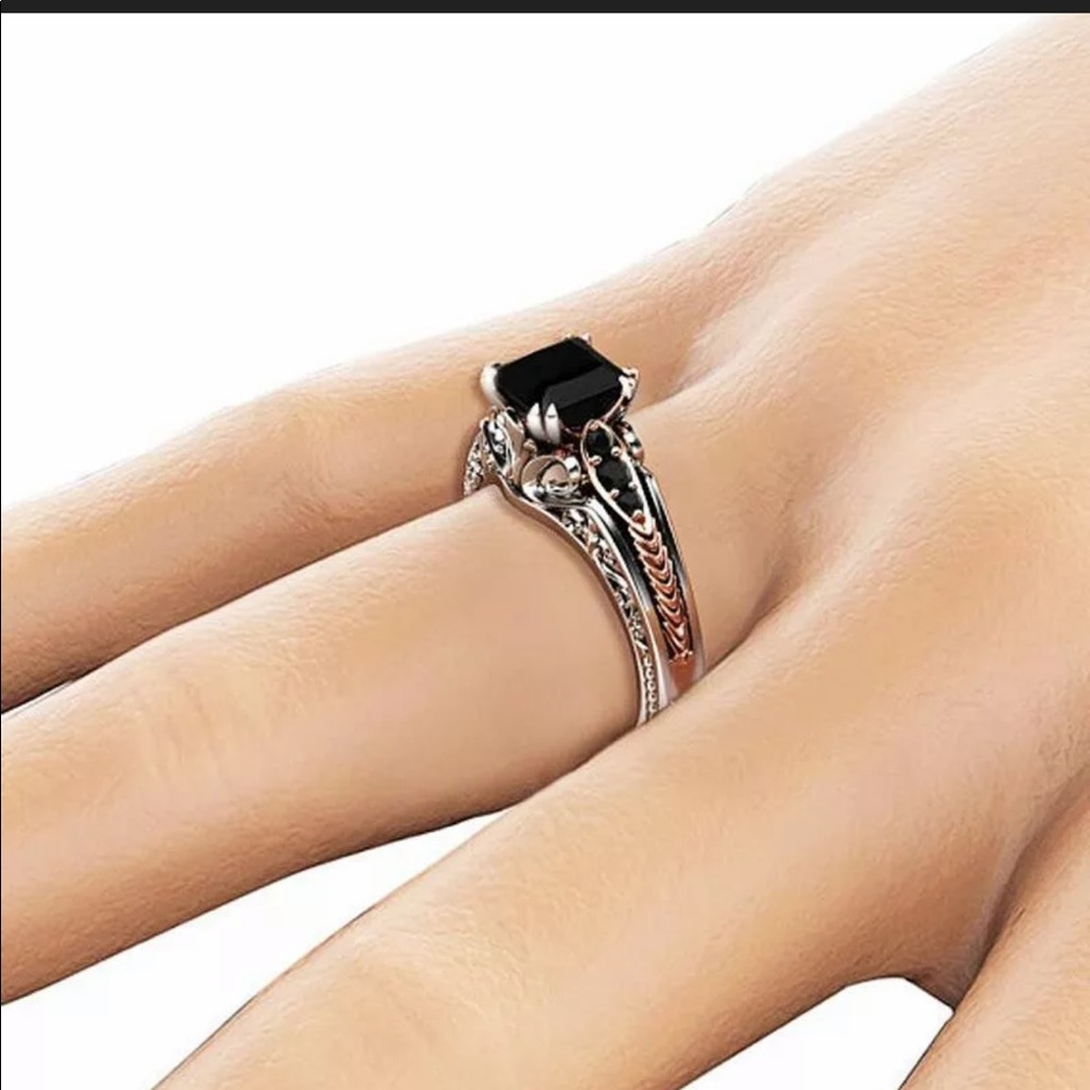 New 925 Silver Black Sapphire women’s Ring - Picture 3 of 6
